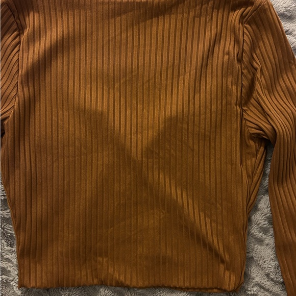 Women's Brown Ribbed Top - Picture 2 of 3